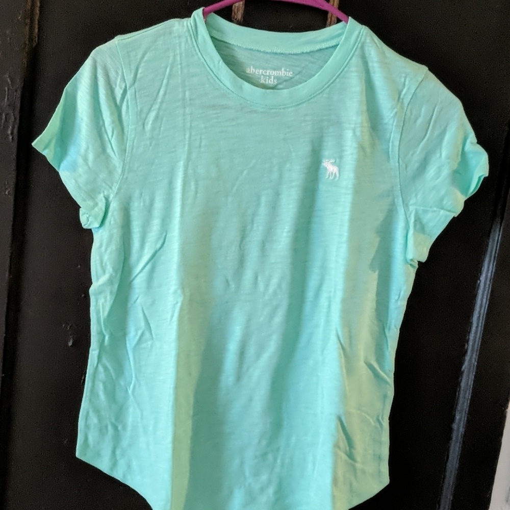 Abercrombie kids t-shirt